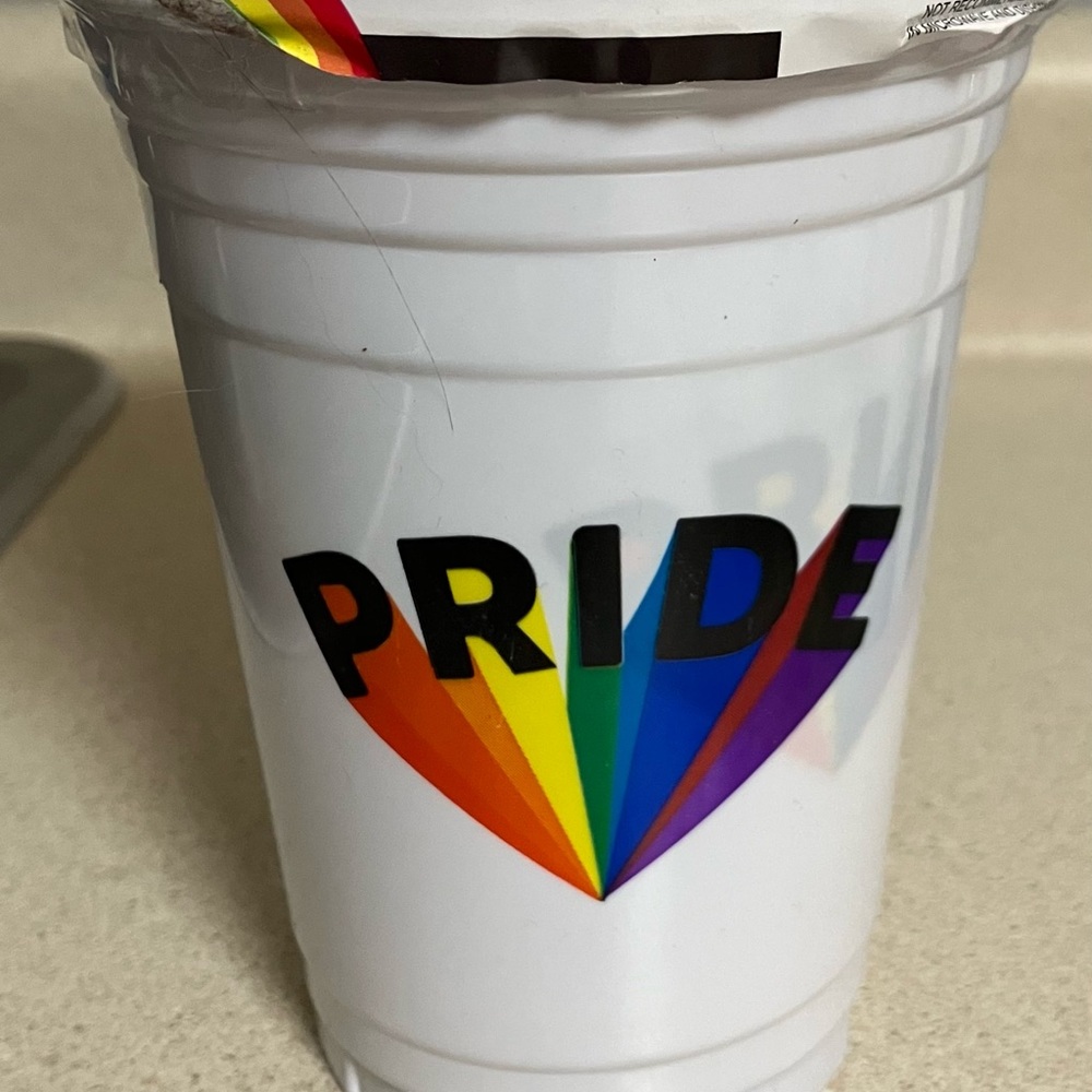 Rainbow PRIDE 16oz plastic drinking cups 6pk